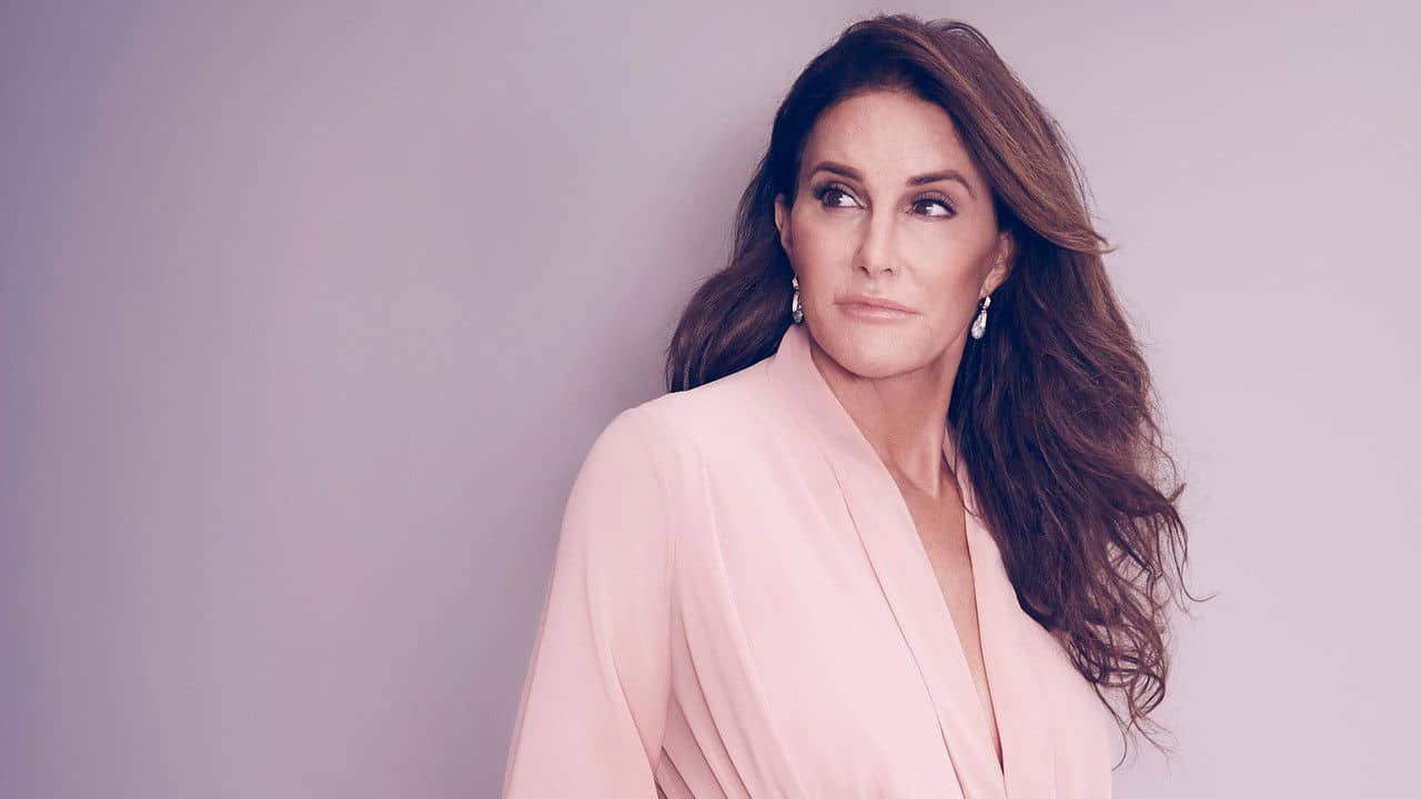 I Am Cait backdrop