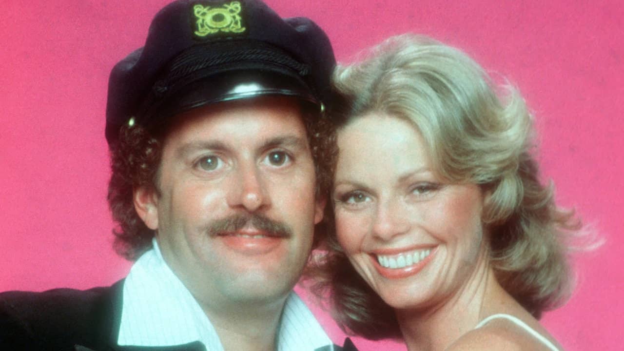 The Captain and Tennille backdrop