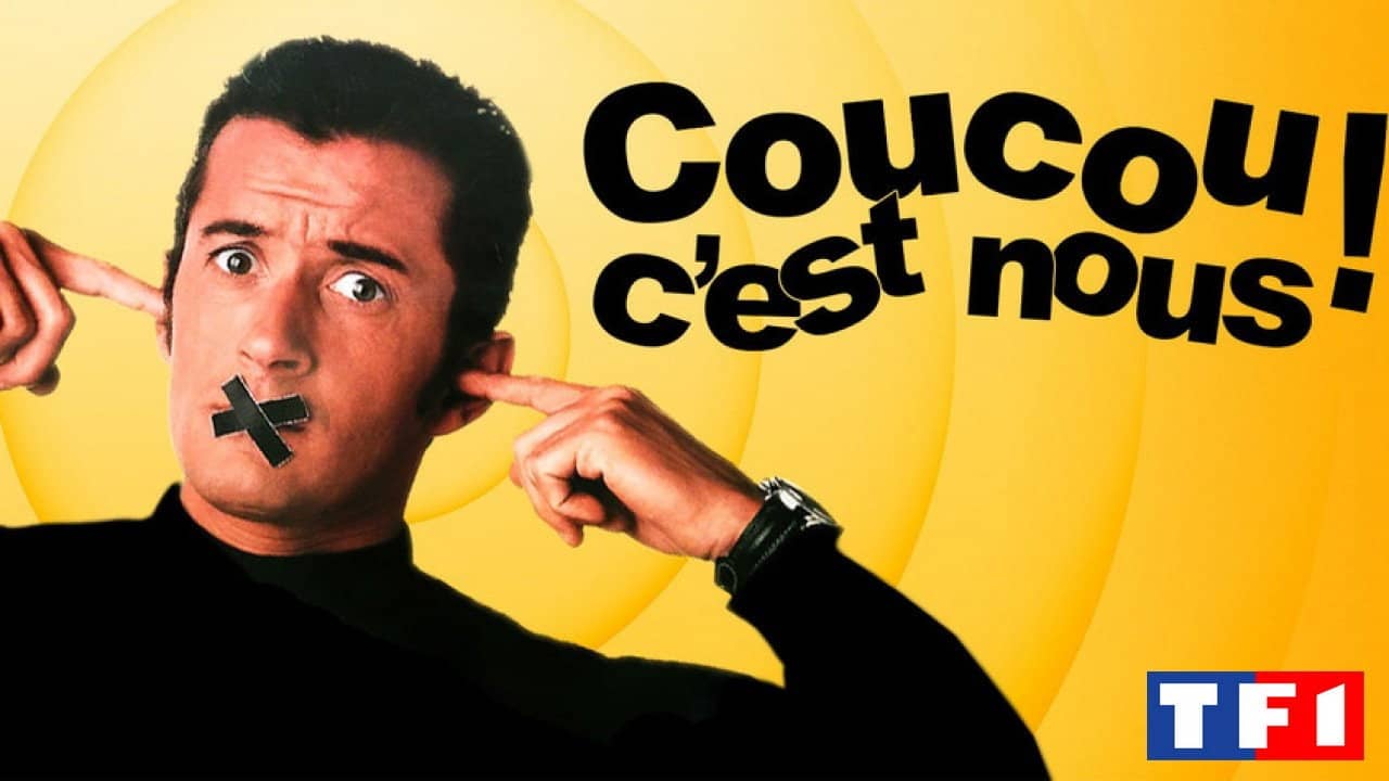 Coucou c'est nous ! backdrop