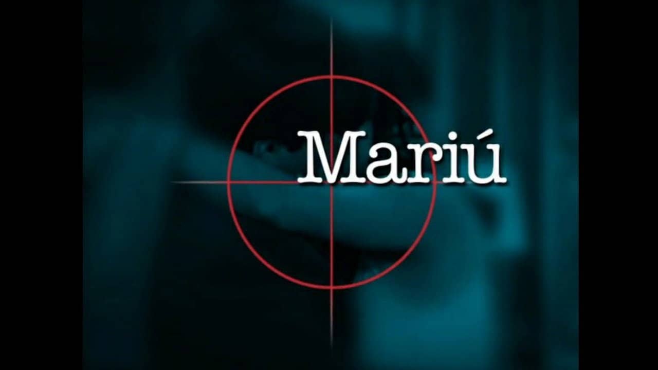 Mariú backdrop