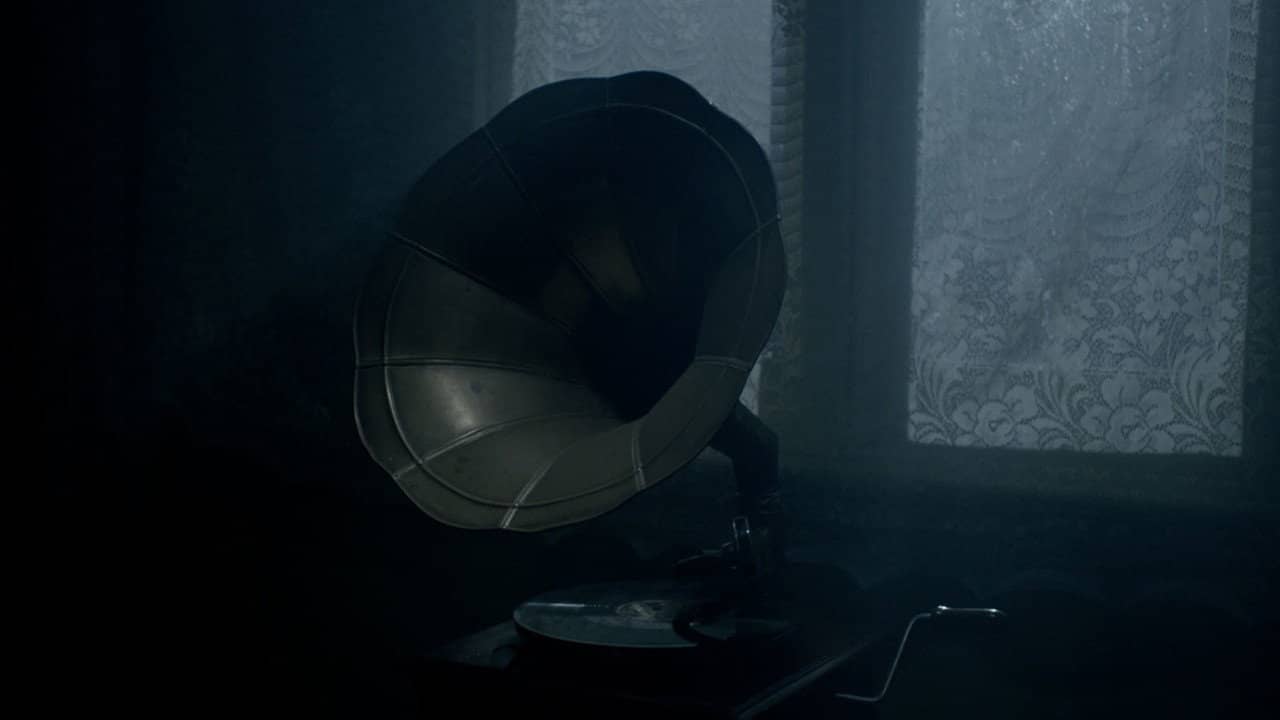 The Girl in the Gramophone backdrop