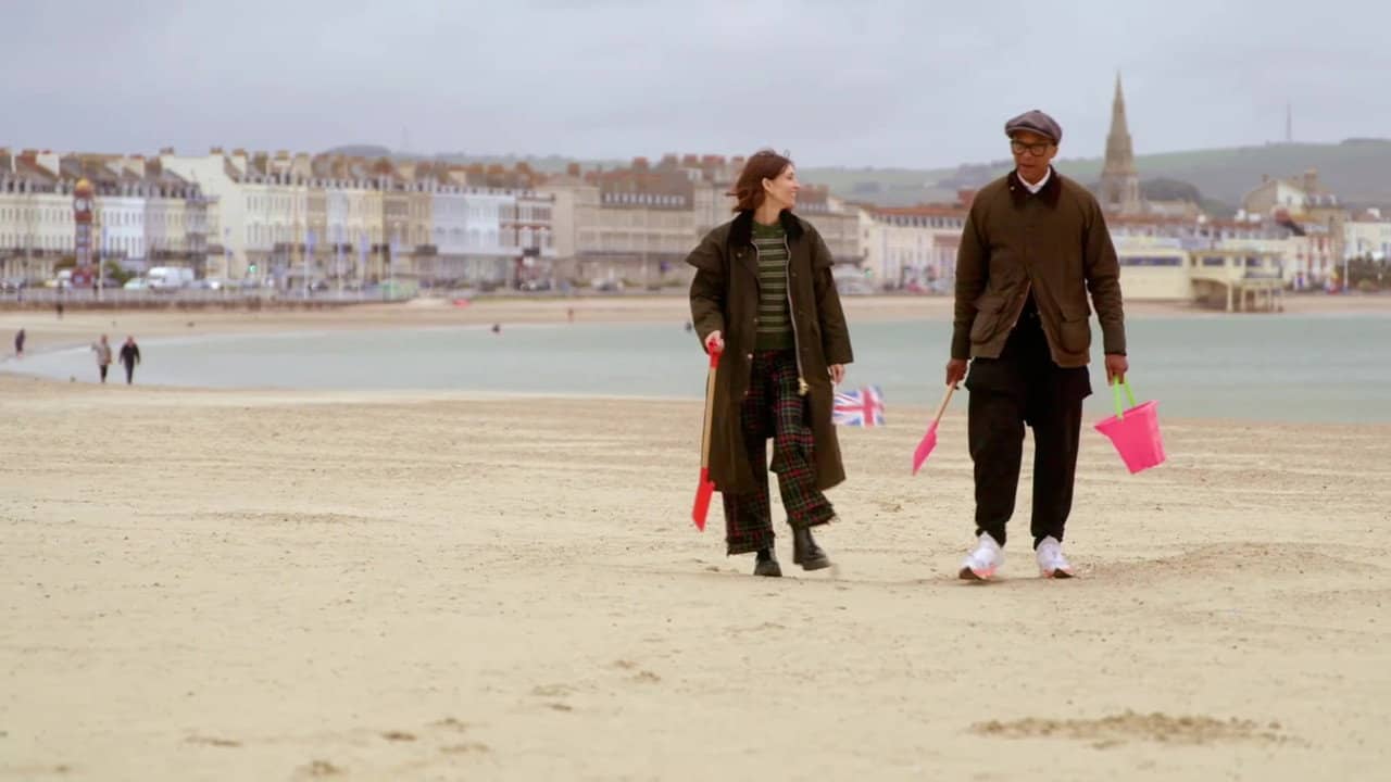 Britain's Best Beach Huts backdrop