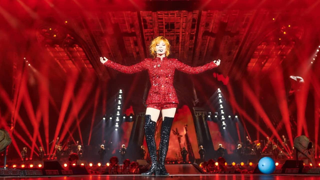 Mylène Farmer: Nevermore - The Movie backdrop