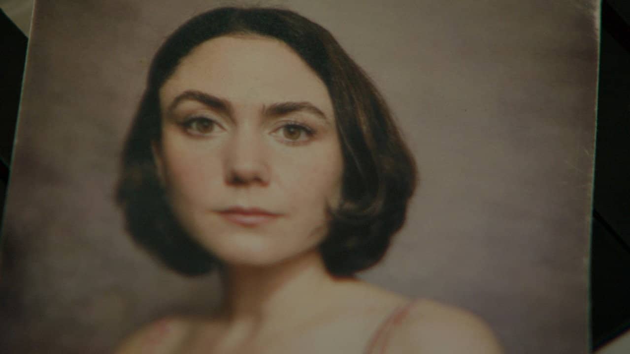 Lucía, the Woman Without a Face backdrop