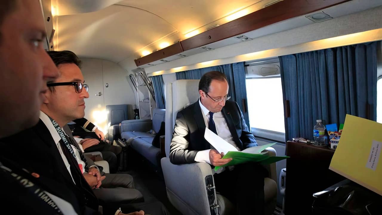 « Moi, diplomate ! » — Le monde de François Hollande backdrop
