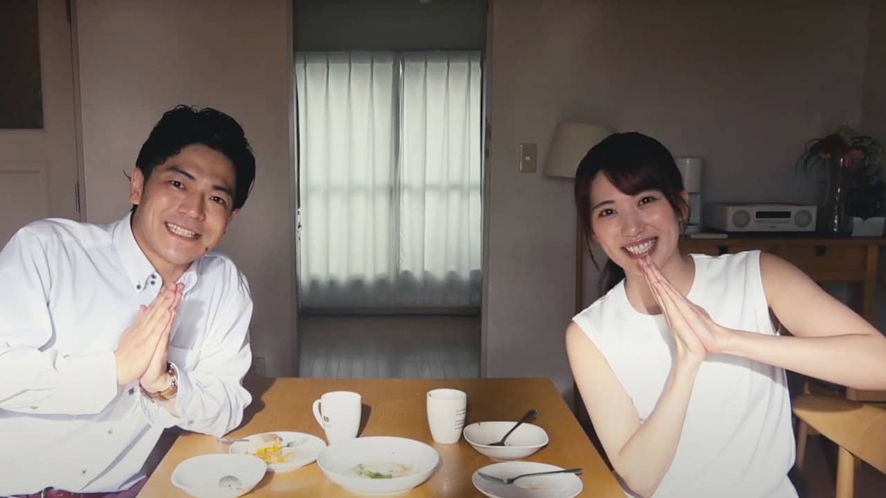 Ayako Tachibana Wants to Go Viral backdrop