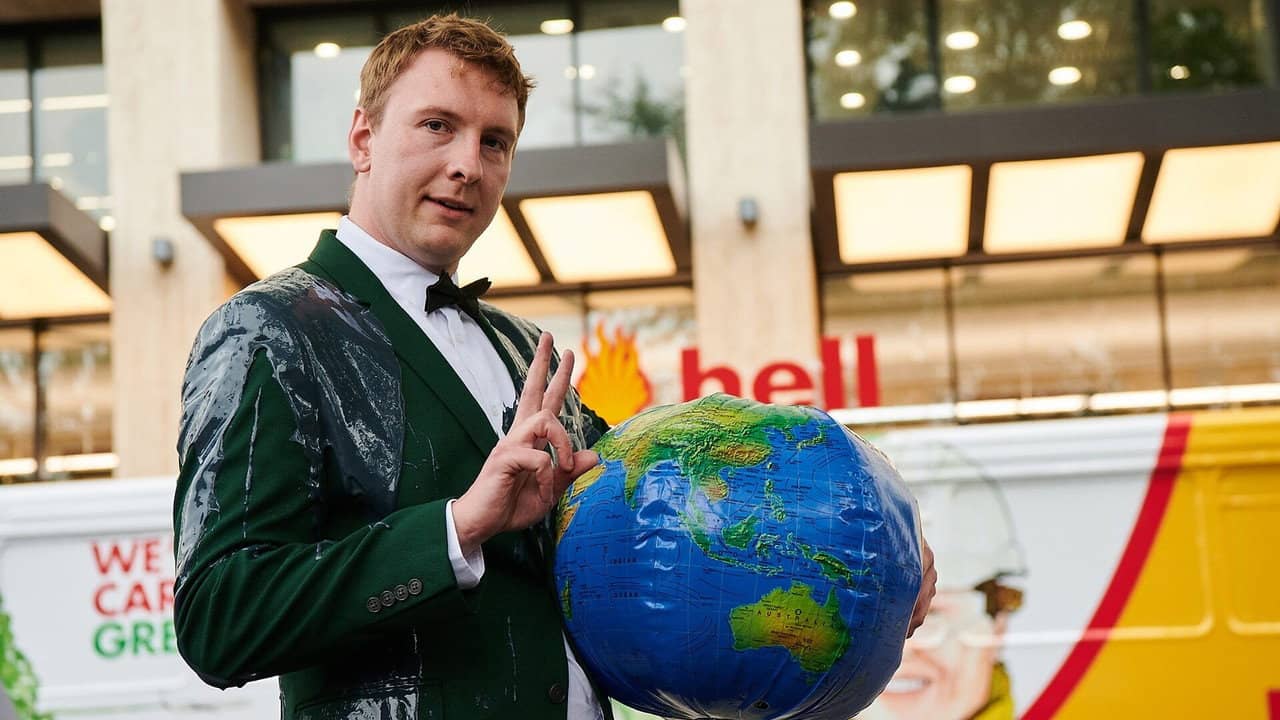 Joe Lycett vs the Oil Giant backdrop