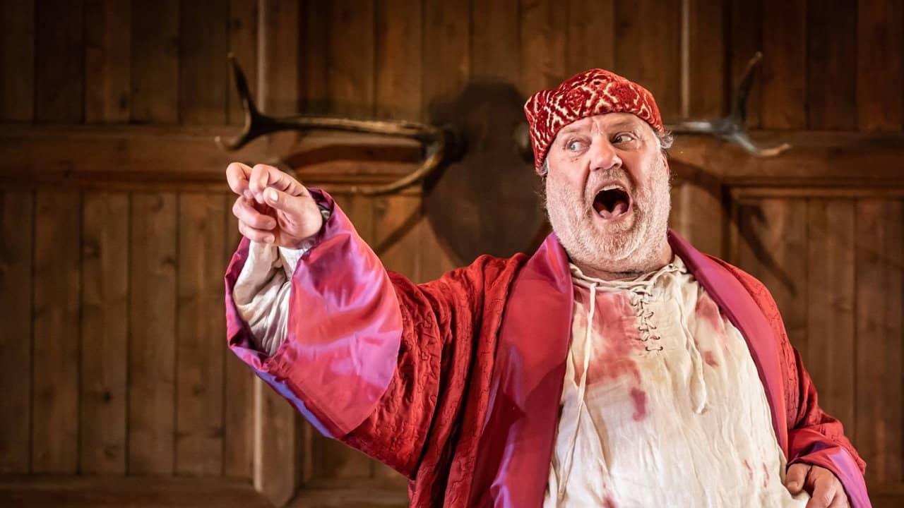 Falstaff backdrop