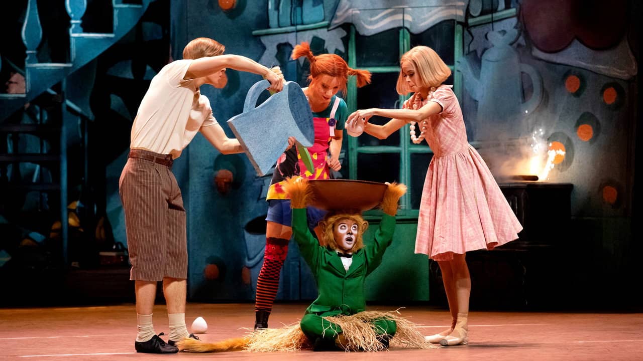 Pippi Longstocking backdrop
