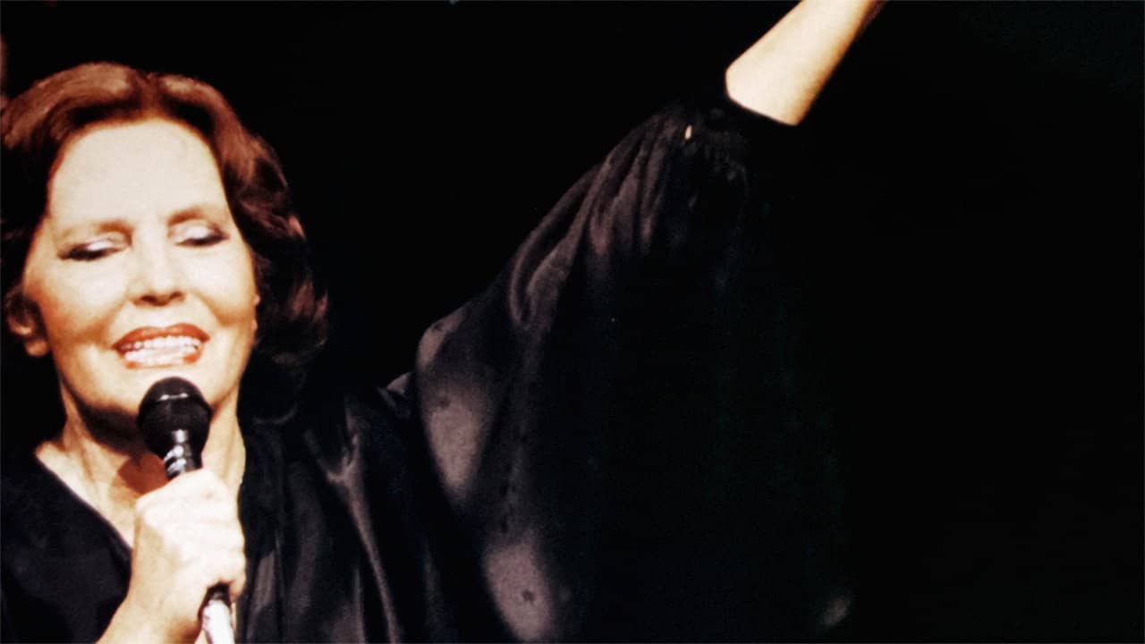 Amália Rodrigues - Live in Japan backdrop