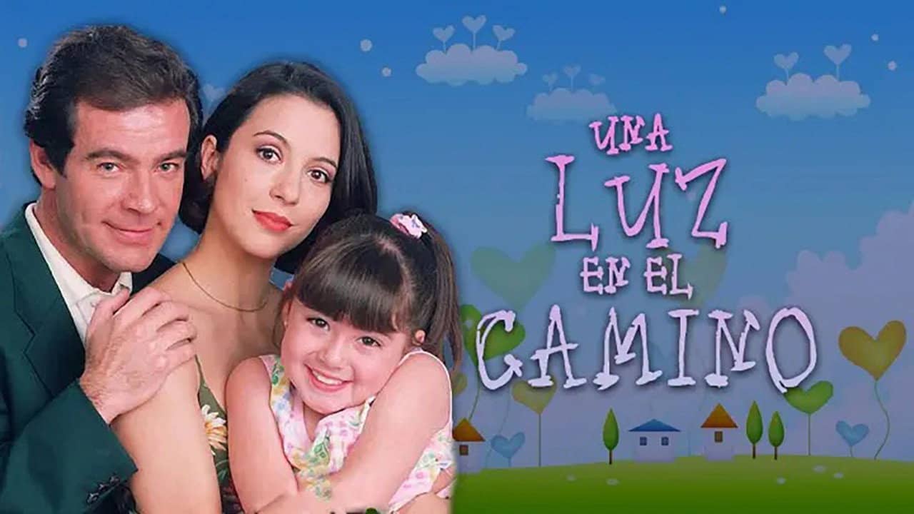 Una luz en el camino backdrop