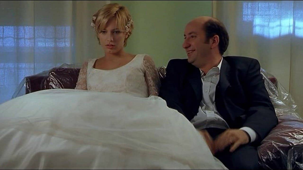 Il nostro matrimonio è in crisi backdrop