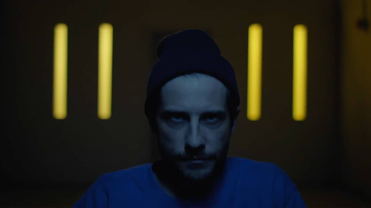 Saul at Night backdrop