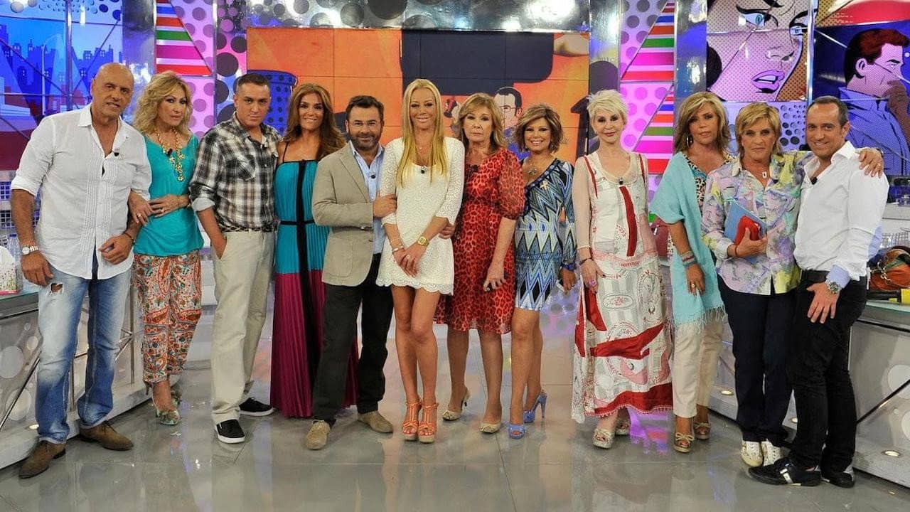 Sálvame backdrop