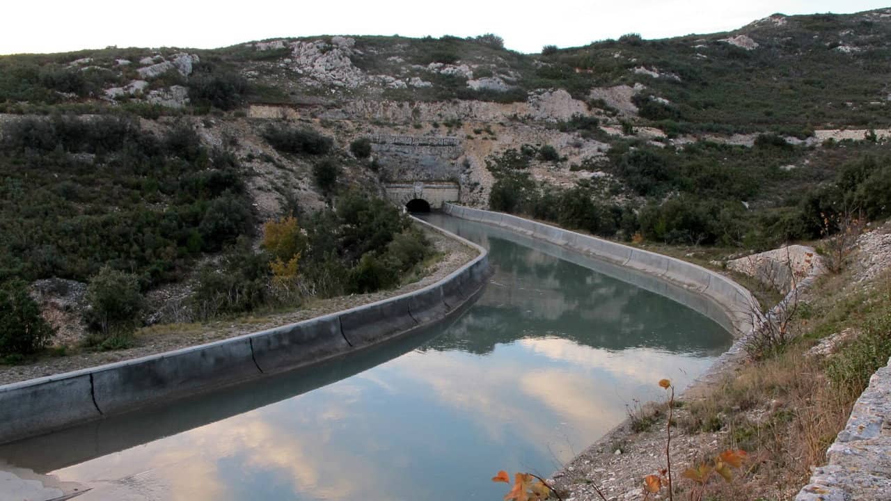 Canal de Marseille : un chantier hors normes backdrop