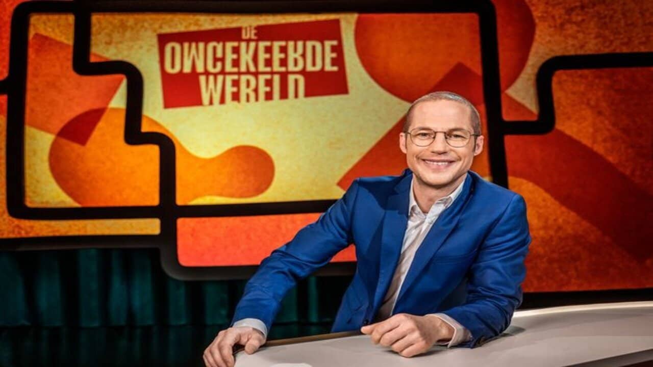 De Omgekeerde Wereld backdrop