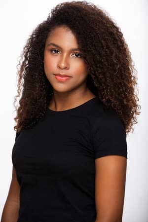Núbia Maurício