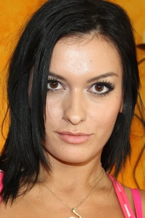 Nadia Capri