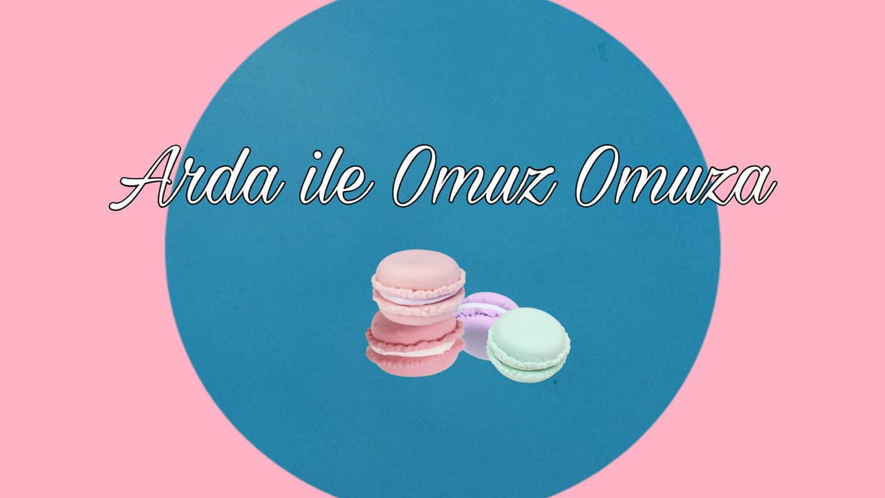 Arda ile Omuz Omuza backdrop