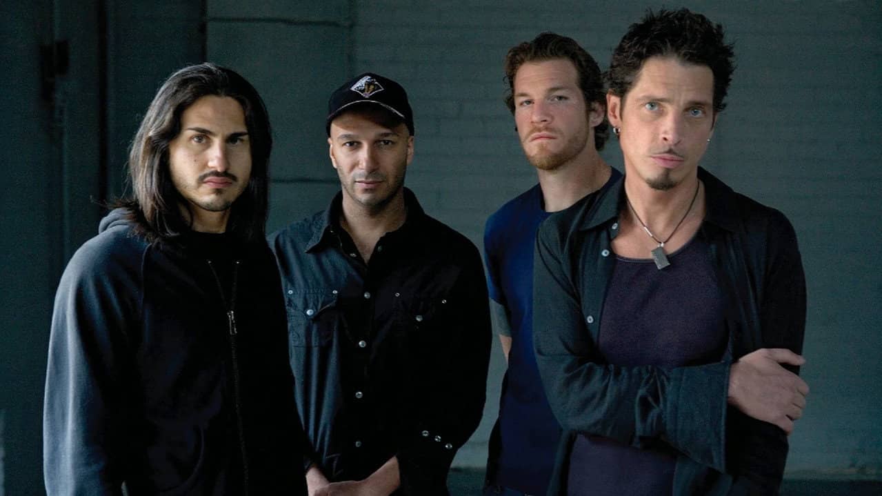 Audioslave: Audioslave backdrop
