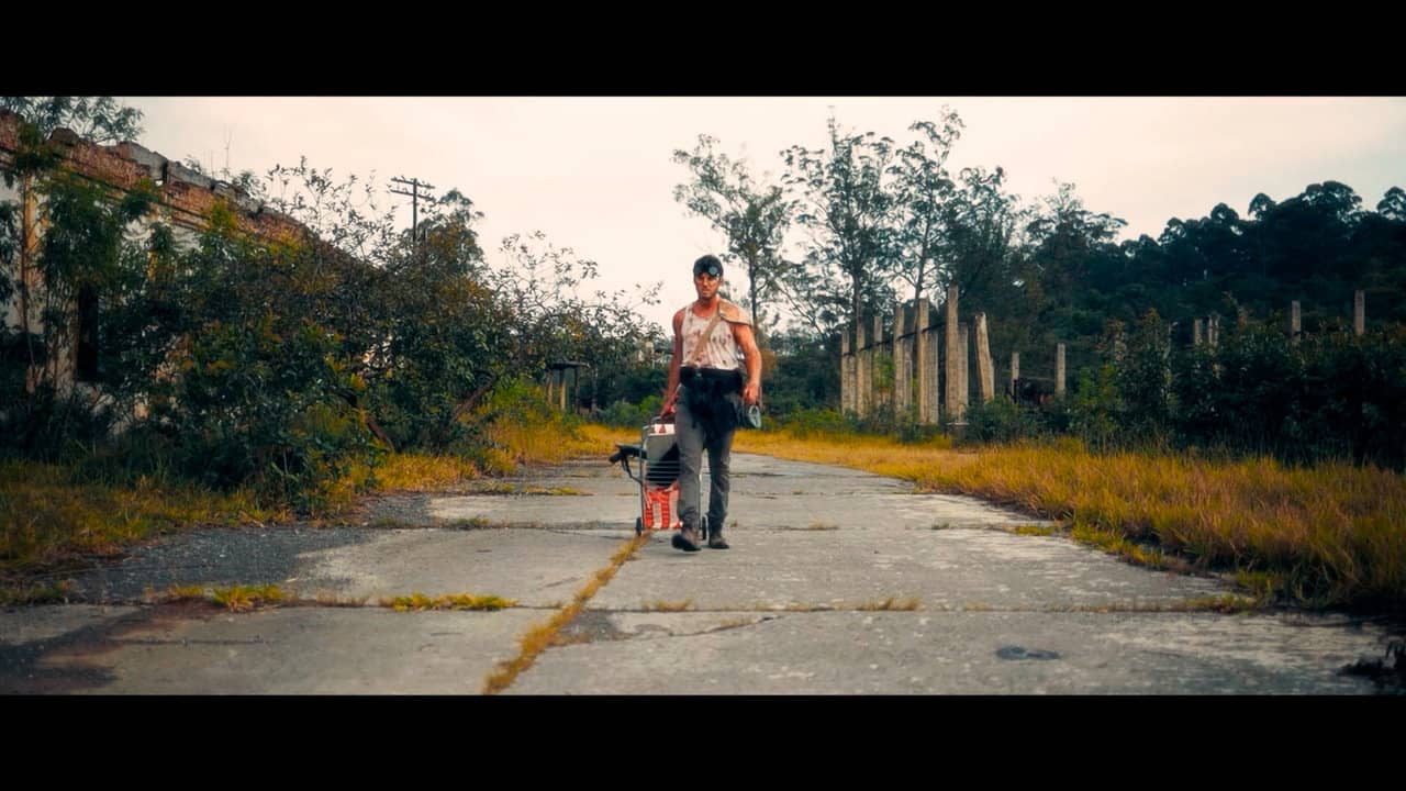 Cobrando Dívida - Orion: Histórias Depois do Fim backdrop