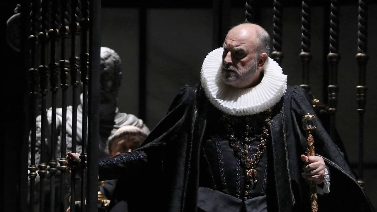 Don Carlo backdrop