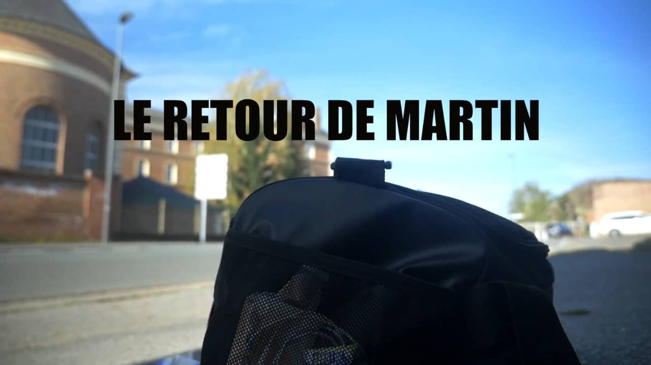 Le Retour de Martin backdrop