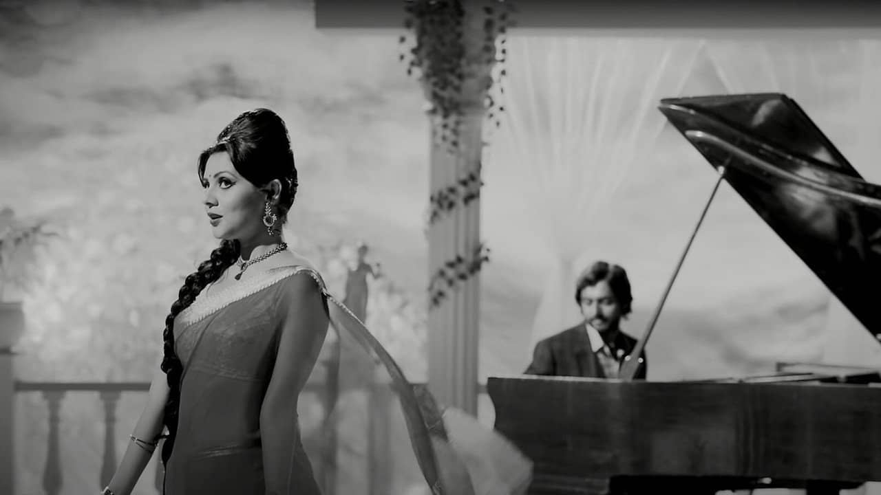 Chotushkone backdrop