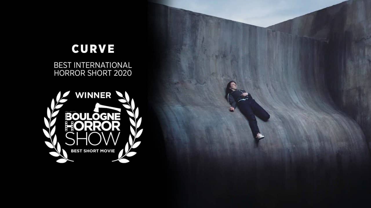 Curve backdrop