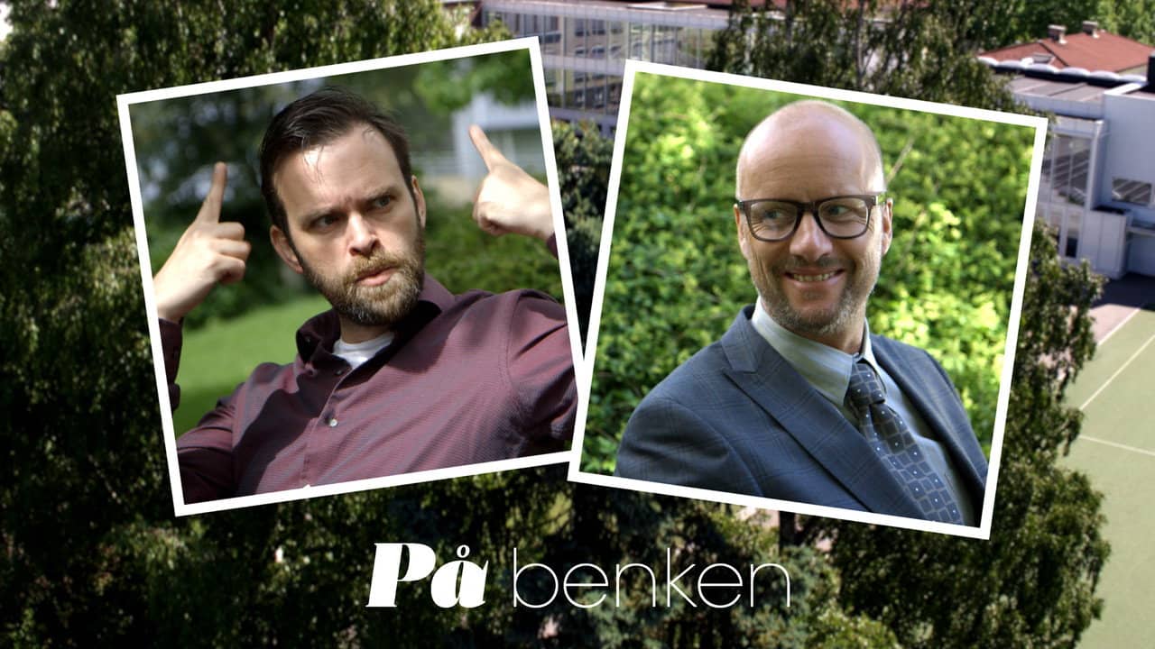 På benken backdrop