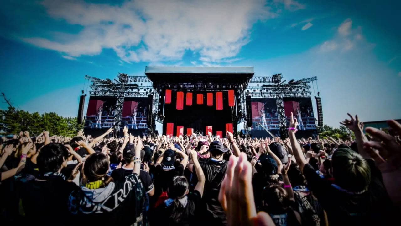 ONE OK ROCK 2016 SPECIAL LIVE IN NAGISAEN backdrop