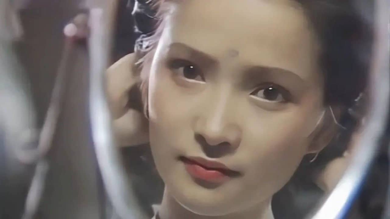红伶泪 backdrop