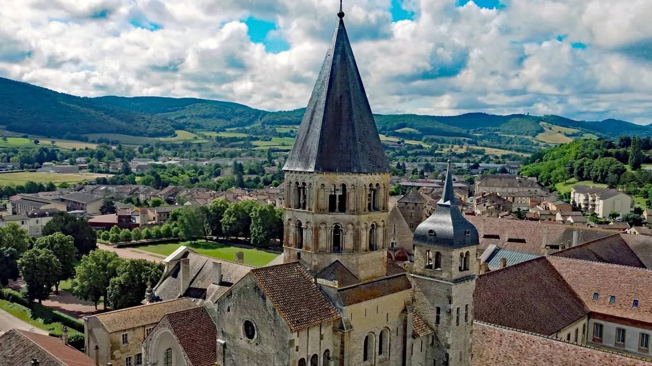 Macht und Armut: Die Mönche von Cluny backdrop