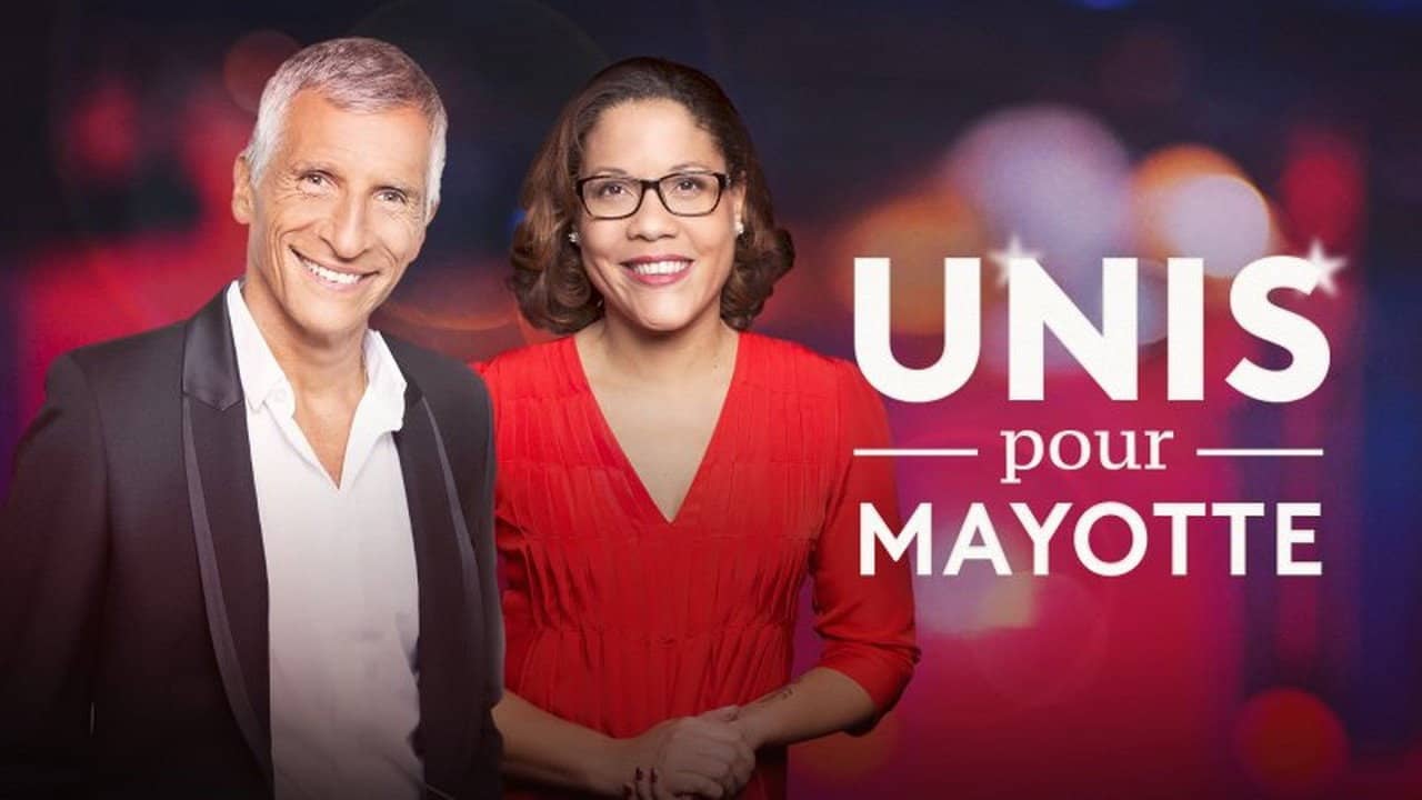 Unis pour Mayotte backdrop