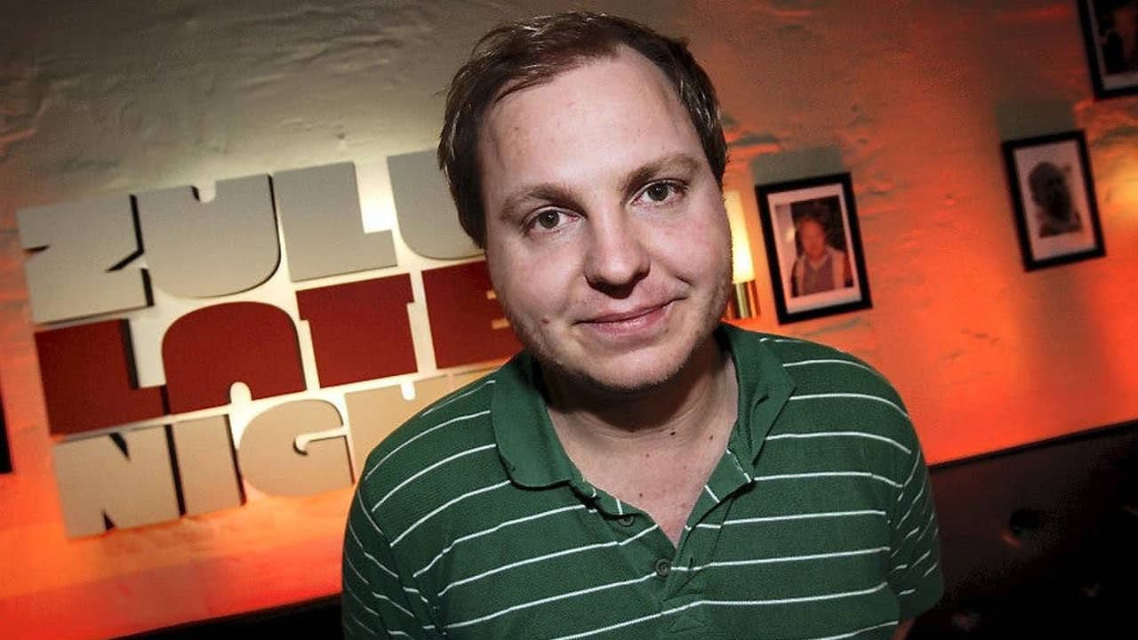 Rune Klans trylleshow: Hokus fucking pokus backdrop