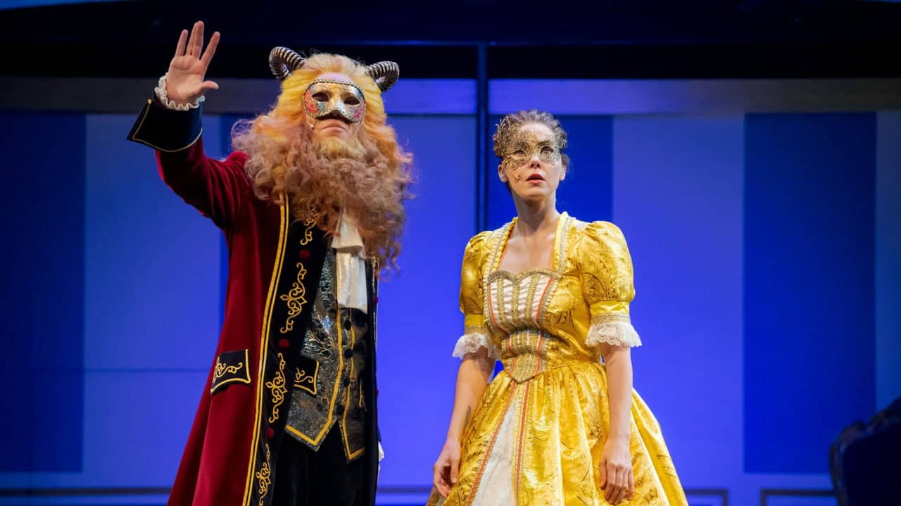 Belle en het Beest: De Musical backdrop