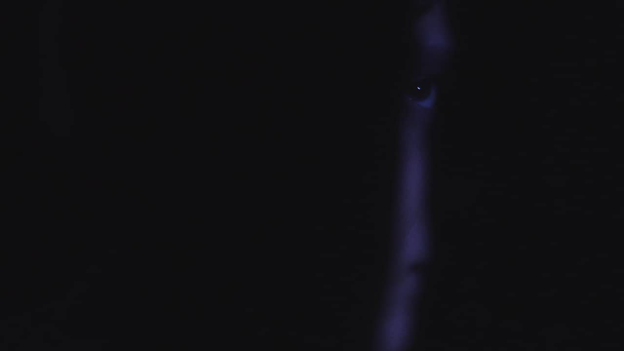 Témele a la Oscuridad: Luz backdrop