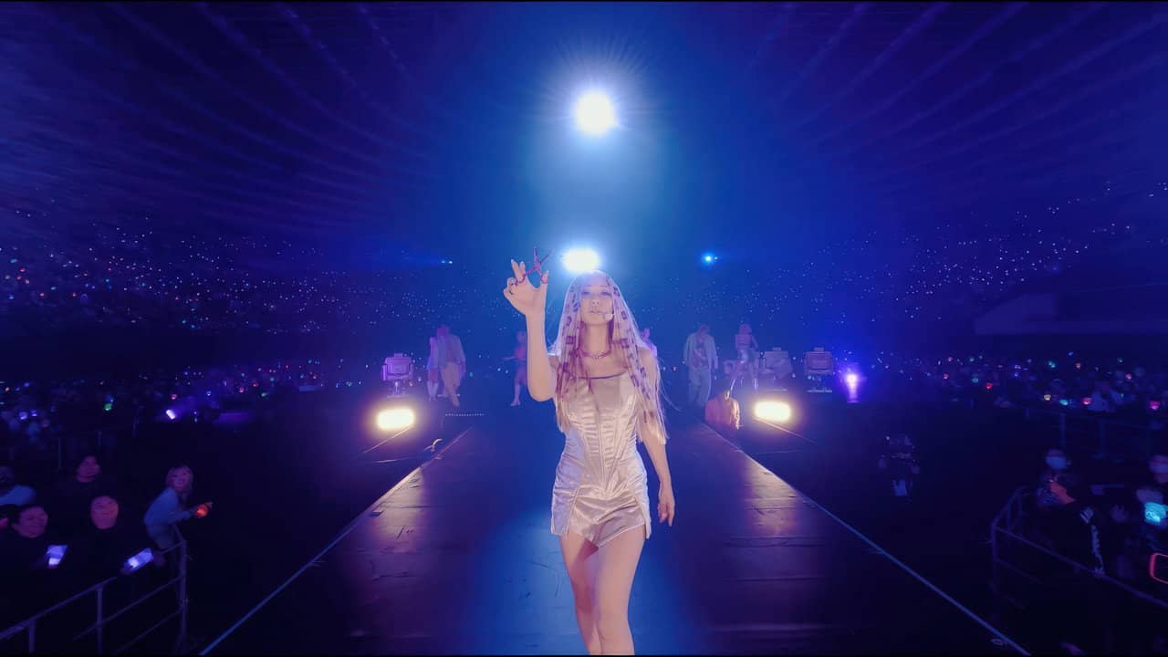 KODA KUMI 25th ANNIVERSARY TOUR 2025 -De CODE- backdrop