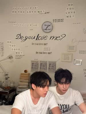 SHOWNU X HYUNGWON μ
λXνμ 'Do You Love Me'