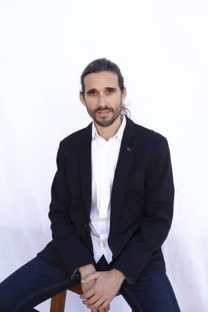 Gustavo León