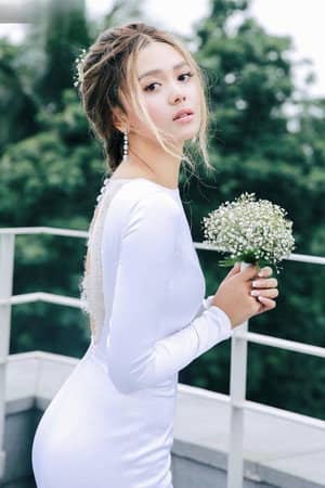 Shwe Hmone Yati