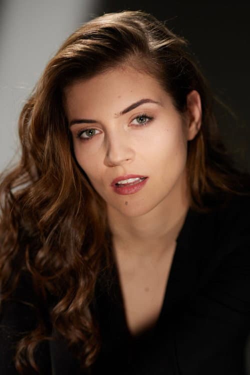 Alexandra Vale