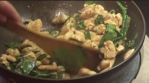 The Curry Cookbook episode 1 Kapow Gai
