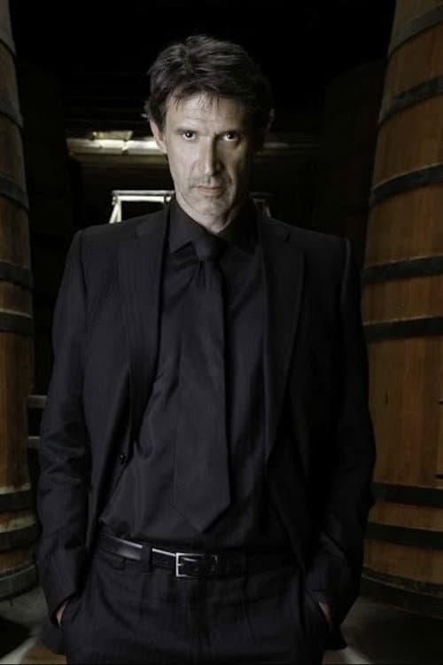 Reserva de Familia Season 1 poster