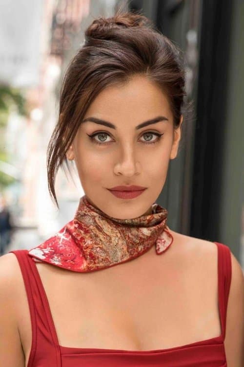 Lara Wolf